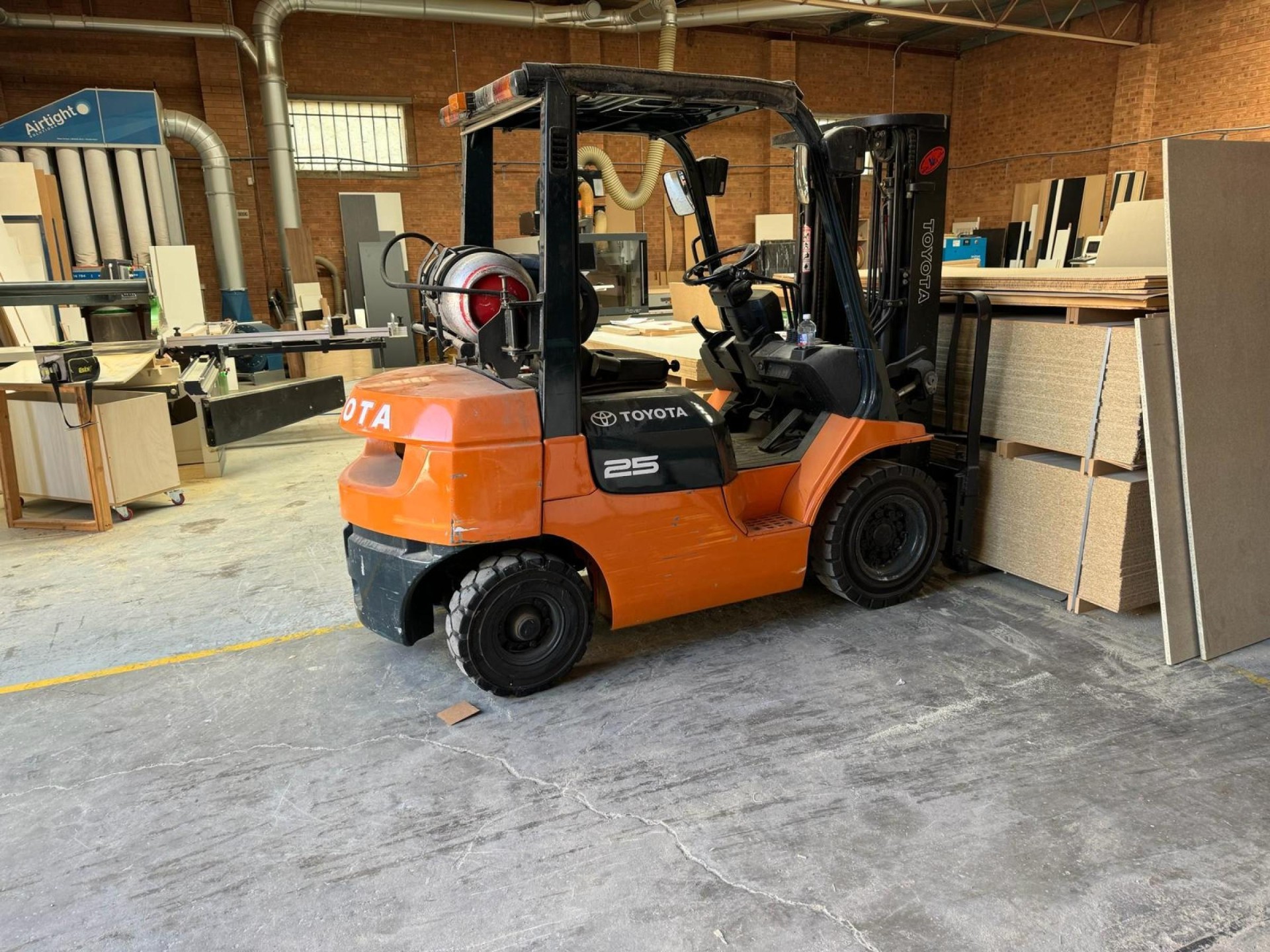 Established Joinery & Cabinet 662654 2