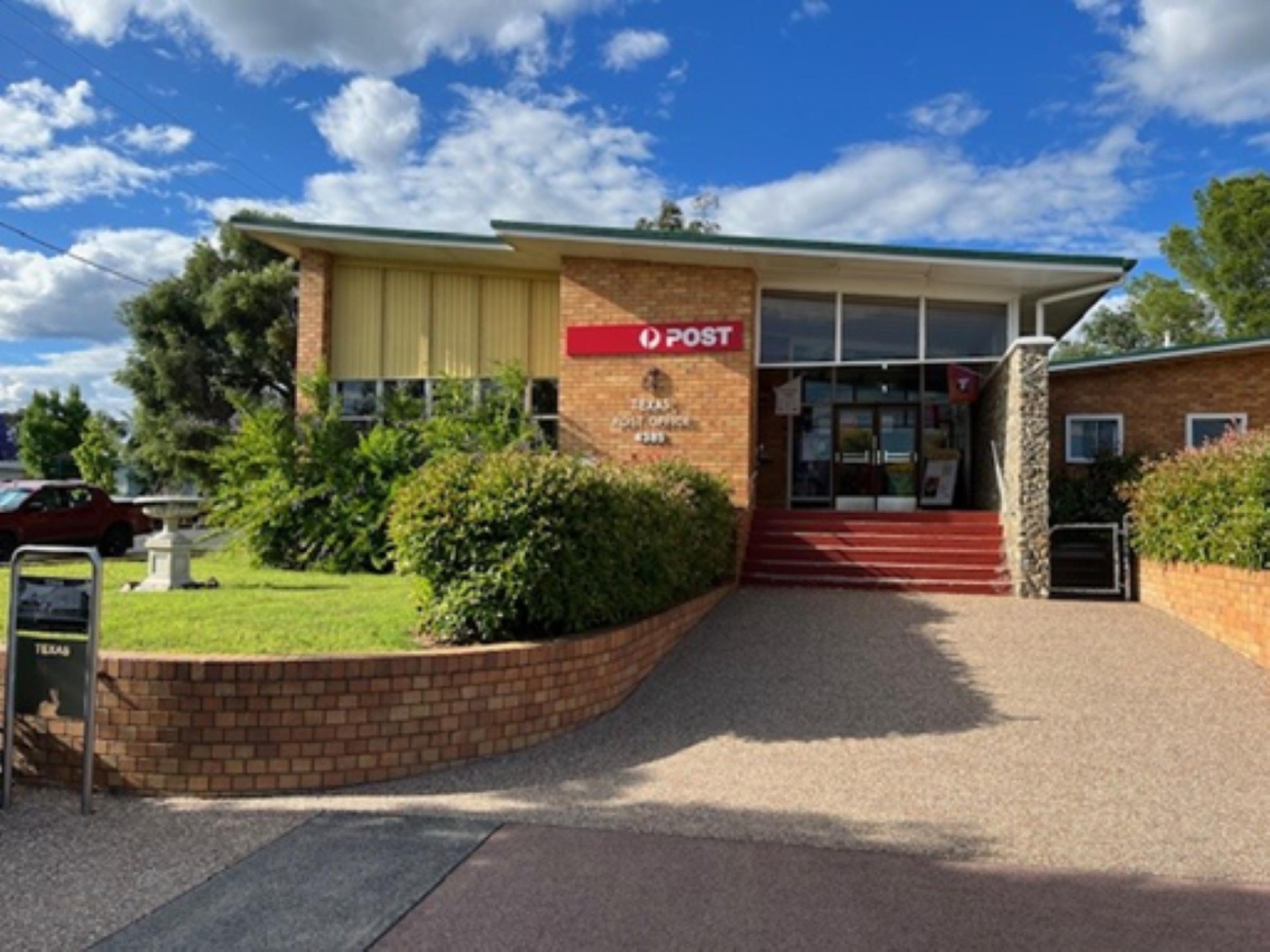 Australia Post Licensed Post 663447 2