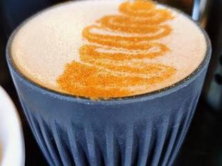 URGENT SALE – HIGH-TRAFFIC INDUSTRIAL CAFÉ WITH STRONG RETURNS
