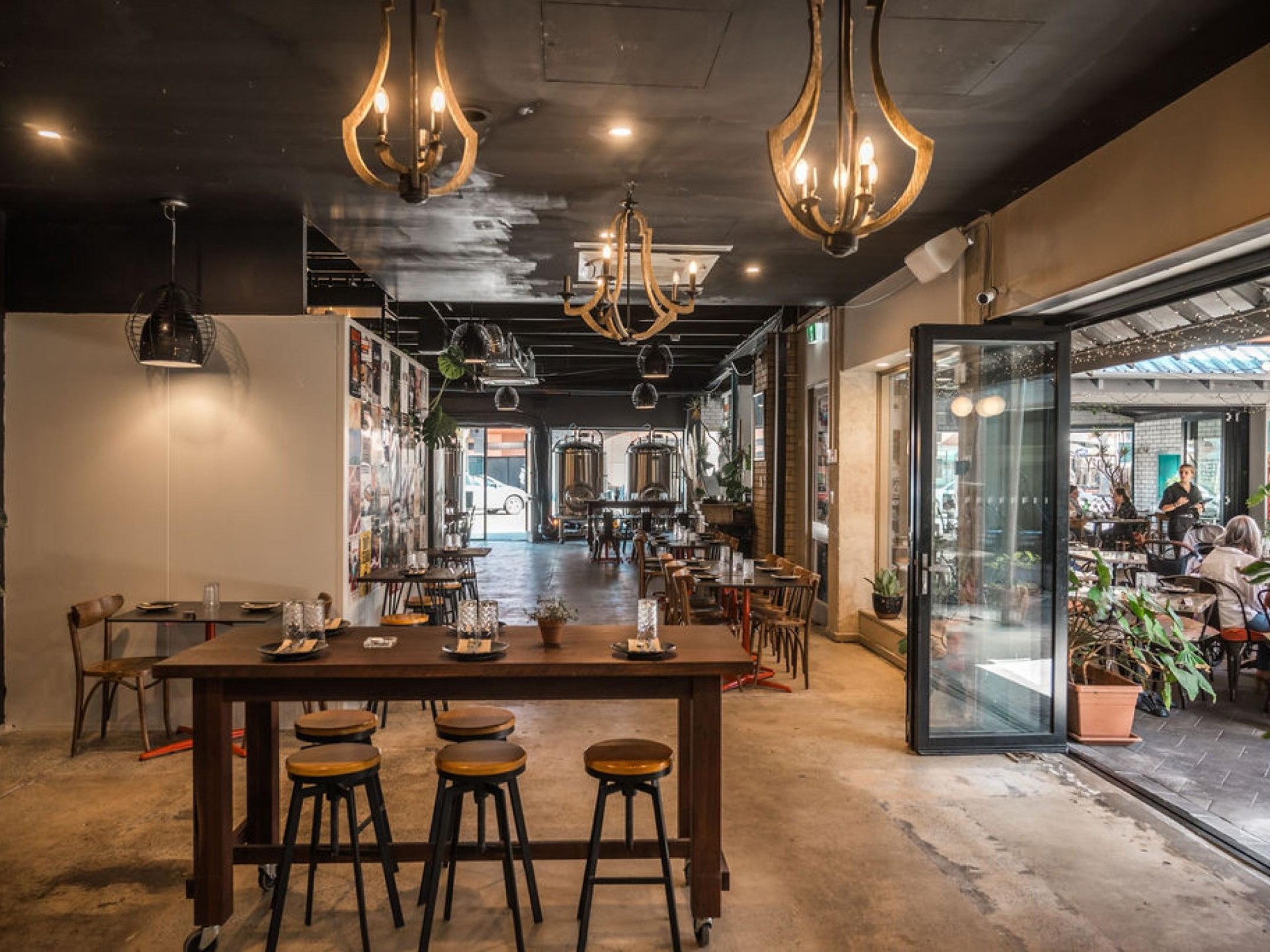 Fremantle Bar-restaurant $385 All 663931 1