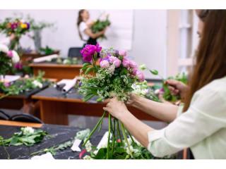 Nationally Scalable Floristry Education Business – Online & In-Studio