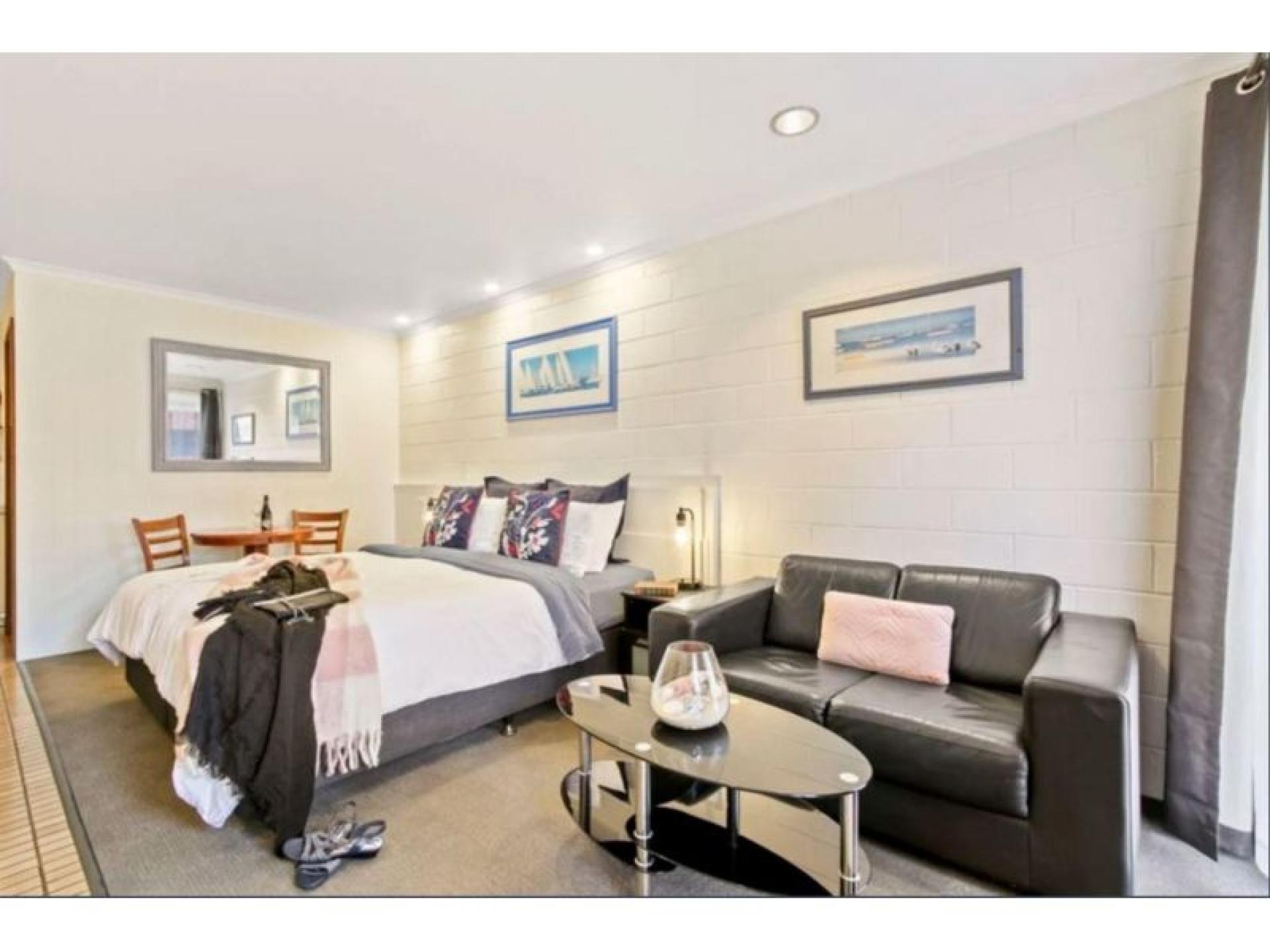 Sold - The Sandbar 664211 2