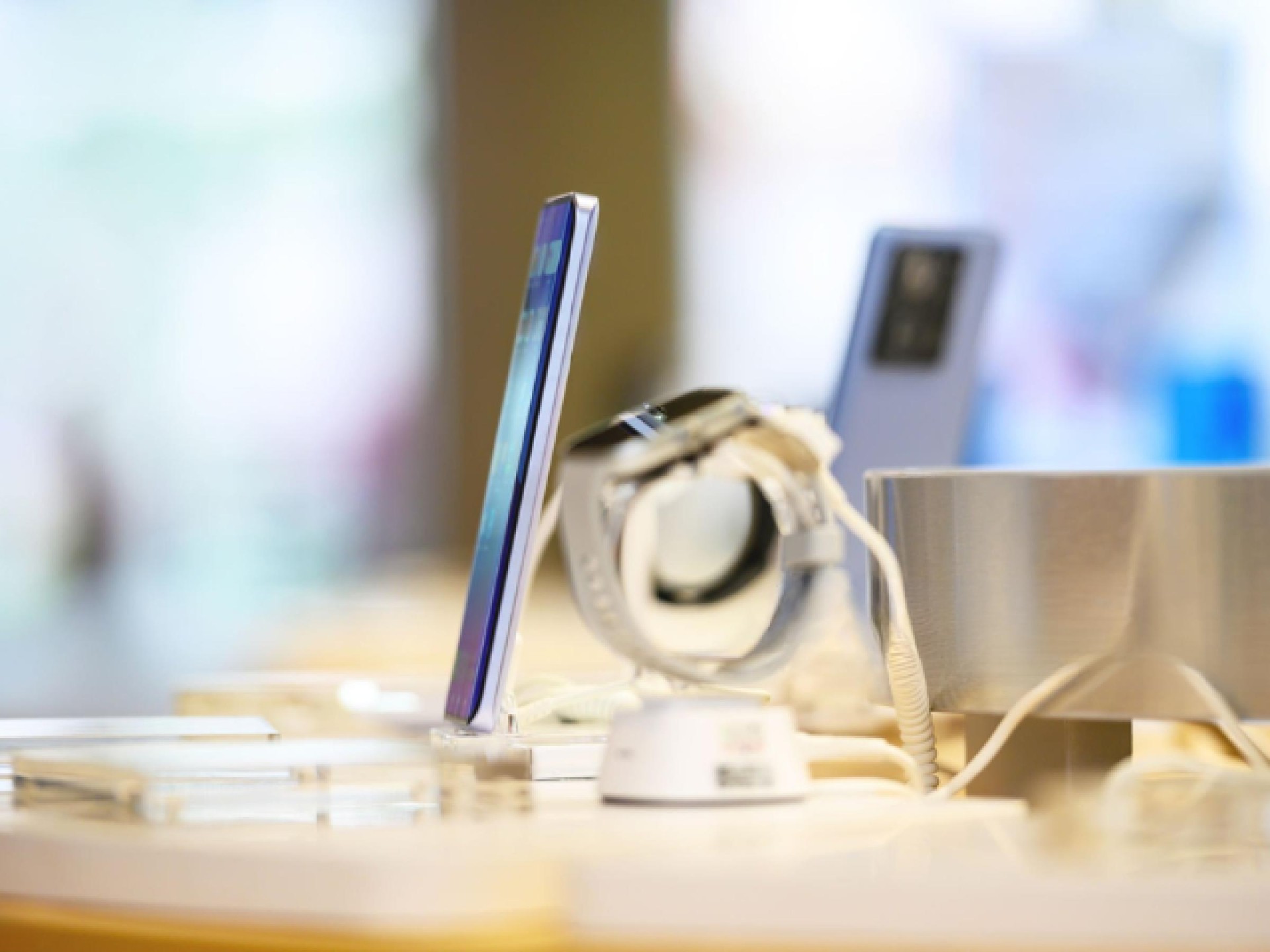 Pop Phones Franchise Tech 664600 3