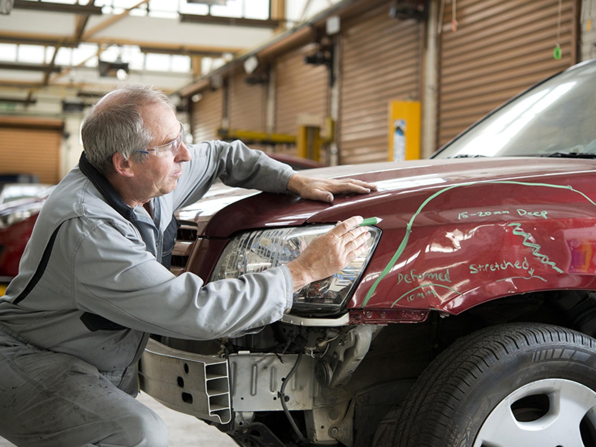 Auto Panel Beaters Smash 664908 1