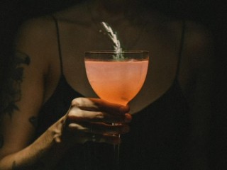 ICONIC PUB IN PRIME LOCATION – TURNKEY, PROFITABLE & FULL OF POTENTIAL