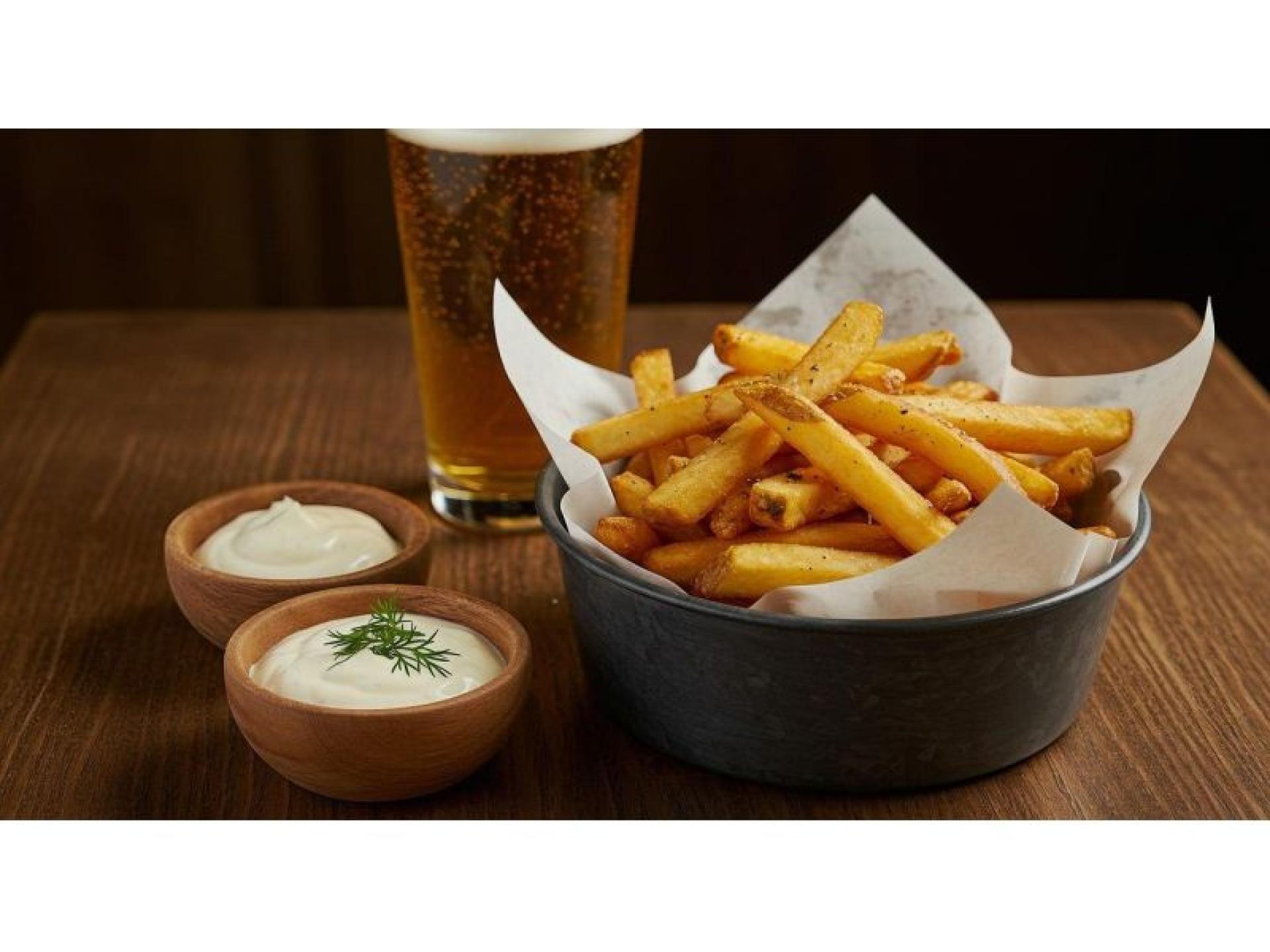 Coastal Restaurant Opportunity - 665246 3