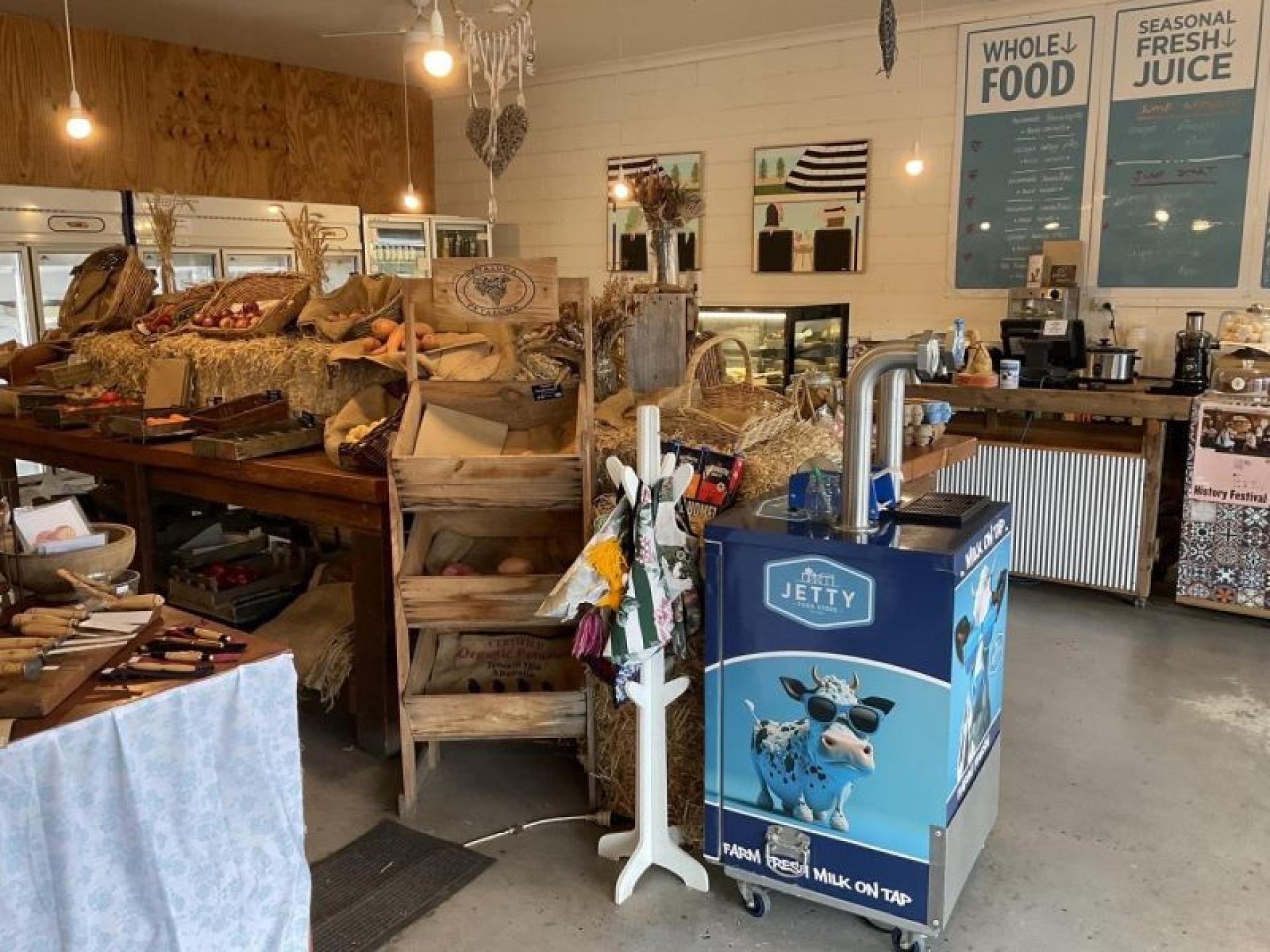 Sold! Jetty Food Store 665322 3