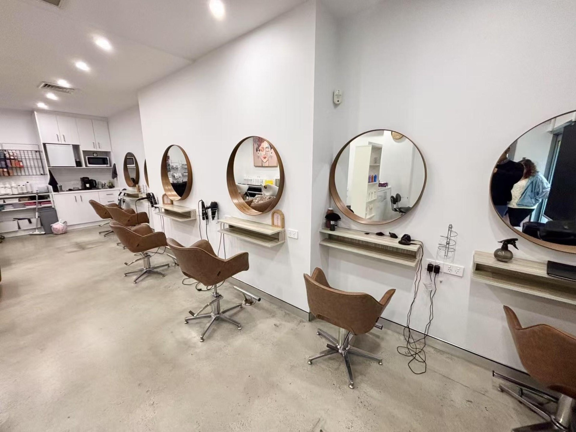 Beautiful Boutique Hair Salon 665660 2