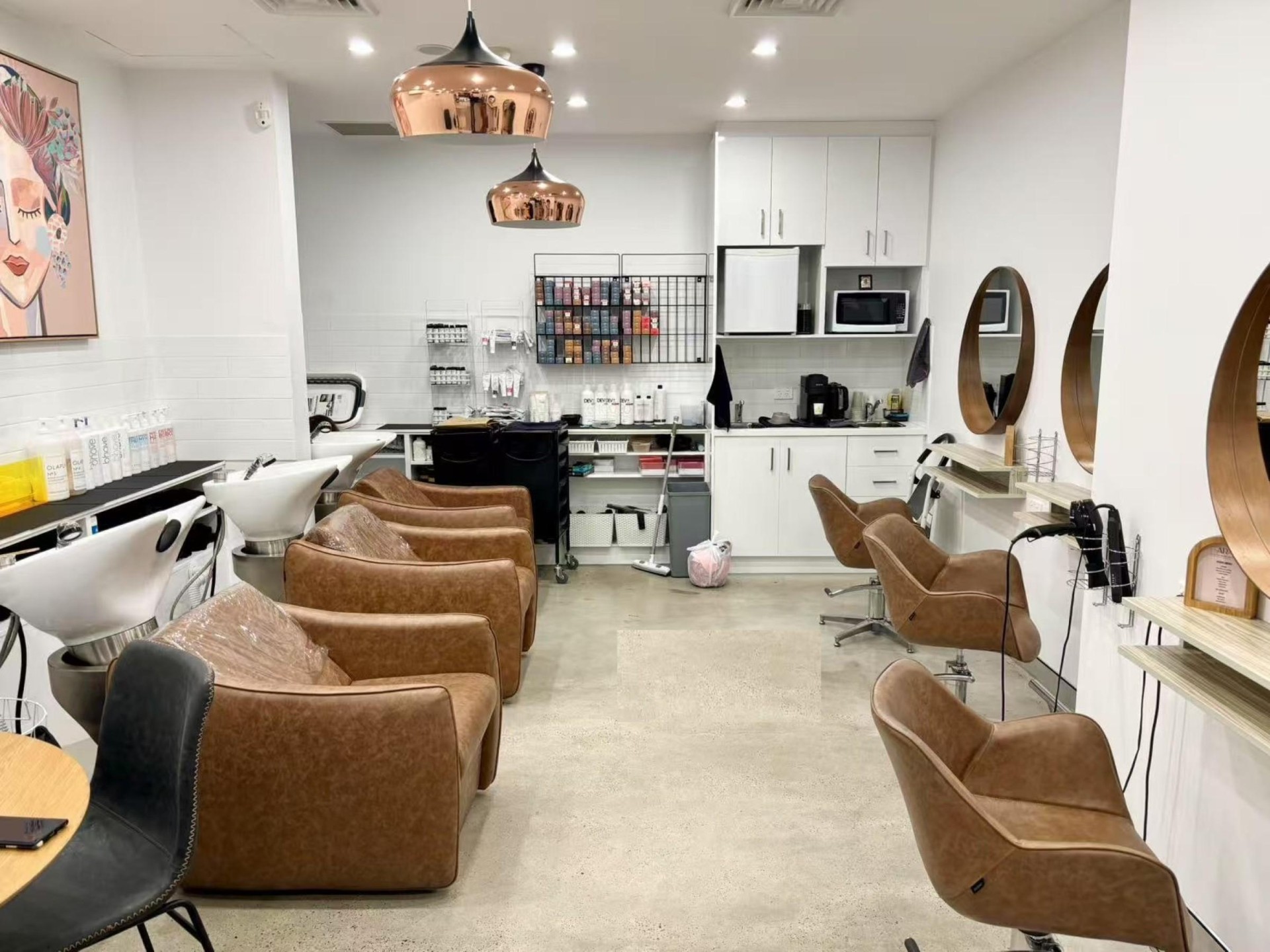 Beautiful Boutique Hair Salon 665660 3