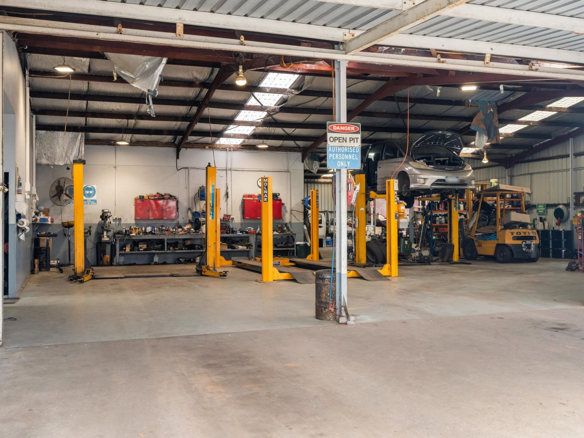 Profitable & Well-established Automotive 665837 2