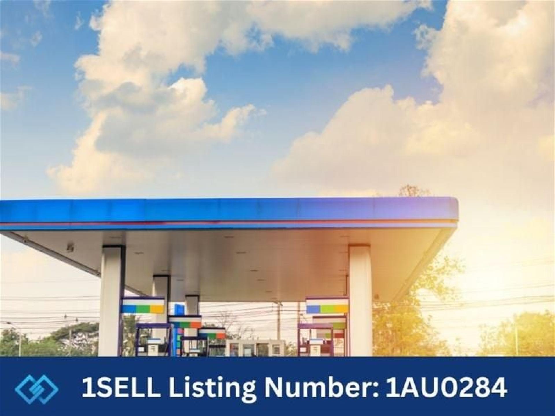 Service Station With Convenience 666718 3