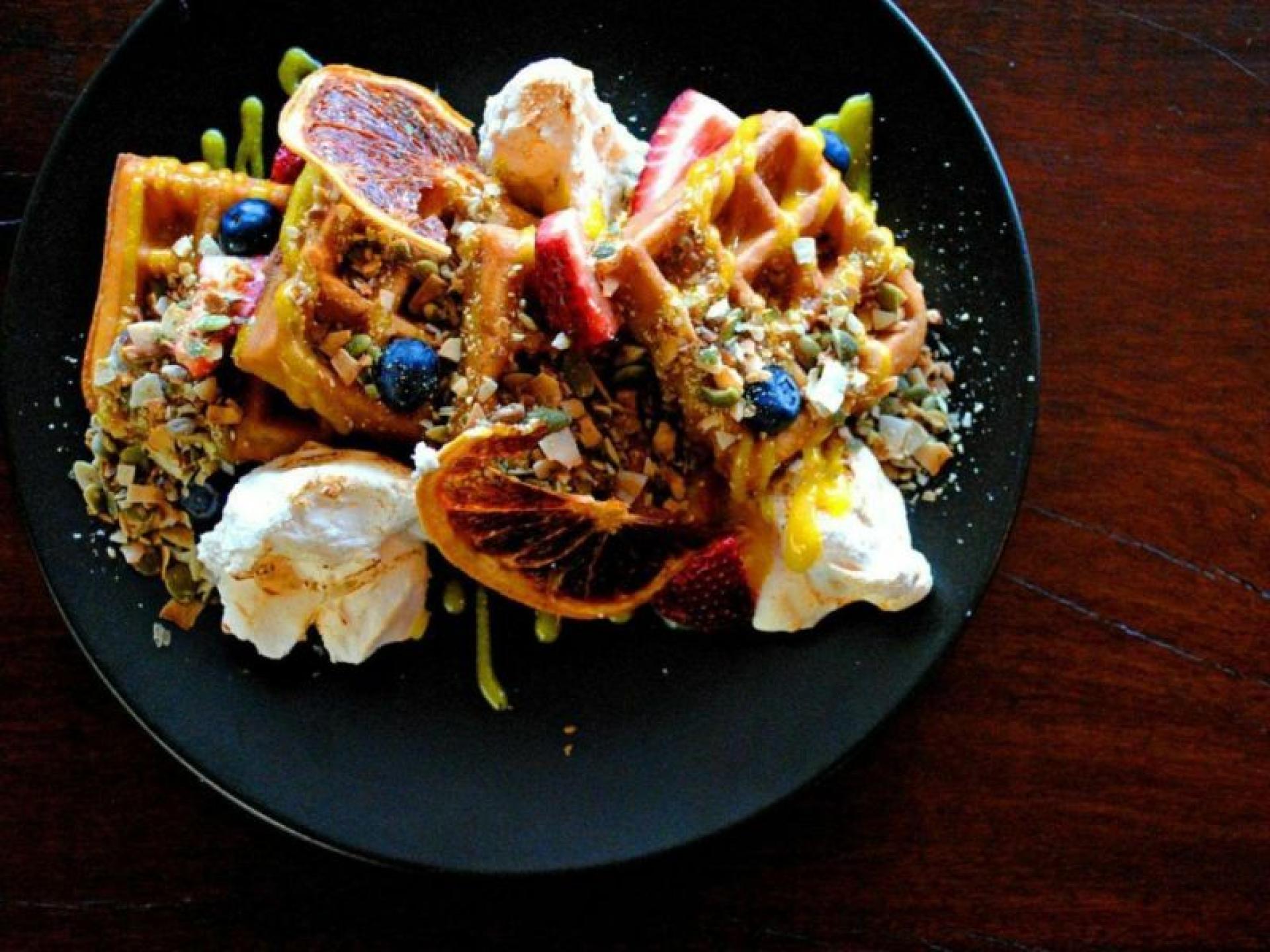 Trendy Licensed Cafe/restaurant In 666772 3