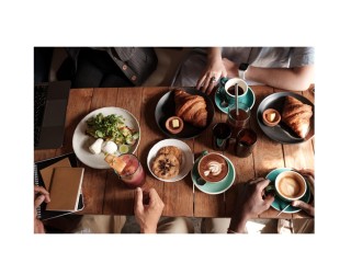 Iconic Waterside Licensed Café and Freehold on the Waterfront