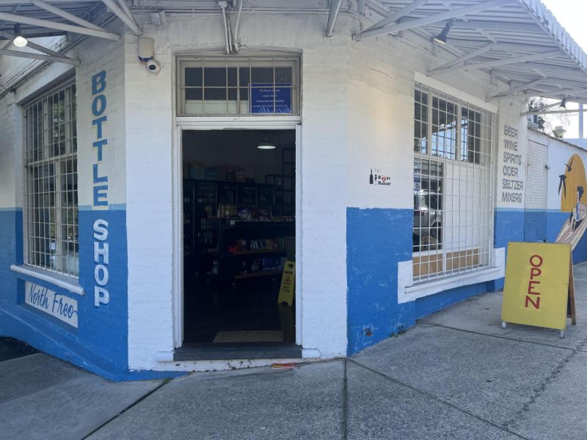 Unique Suburban Bottleshop With 666944 2