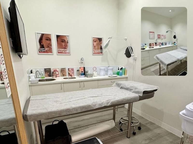 Profitable Beauty Salon - 667024 3