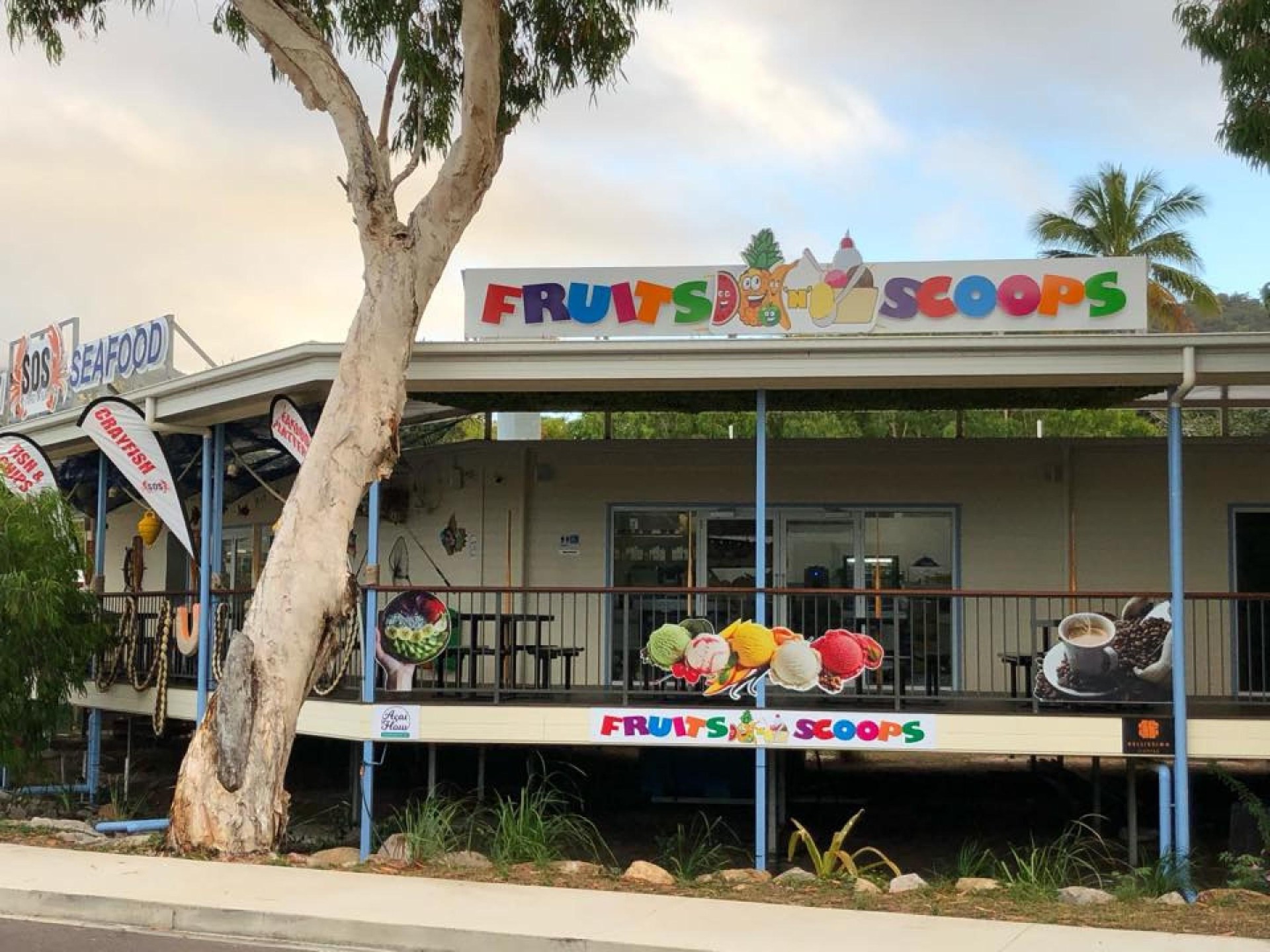 Seafood Restaurant & Pancake 667696 2