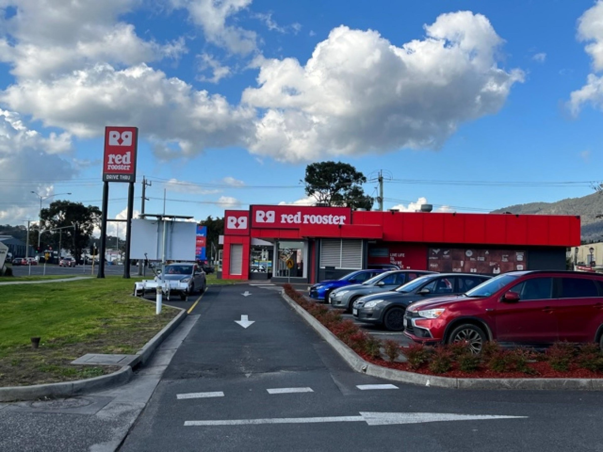 Red Rooster Kilsyth 668220 3