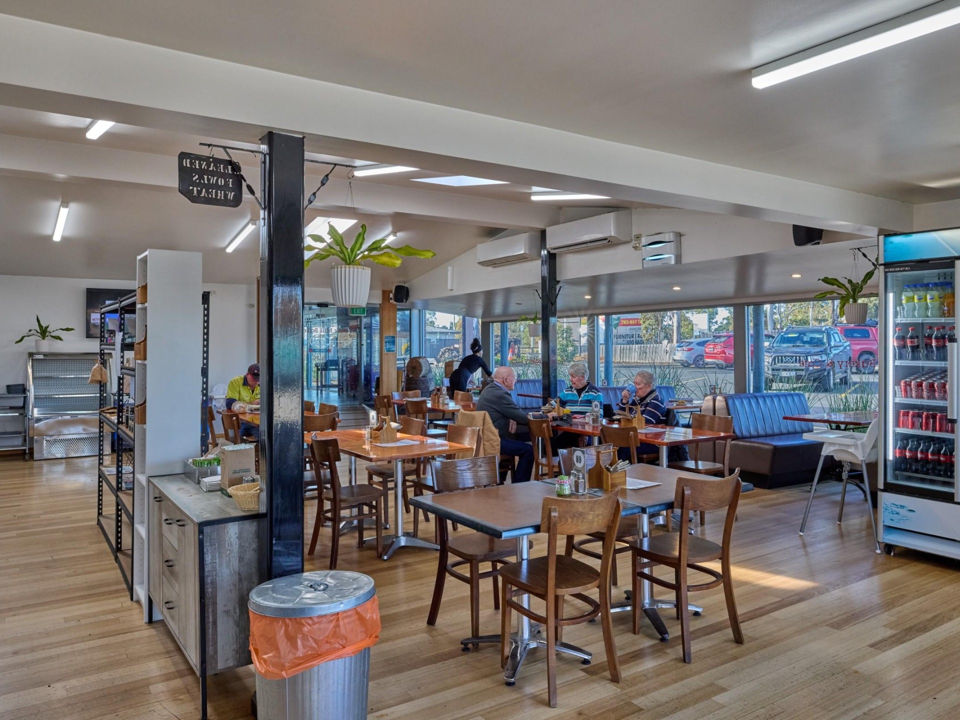 Bark Mill Bakery 670018 3