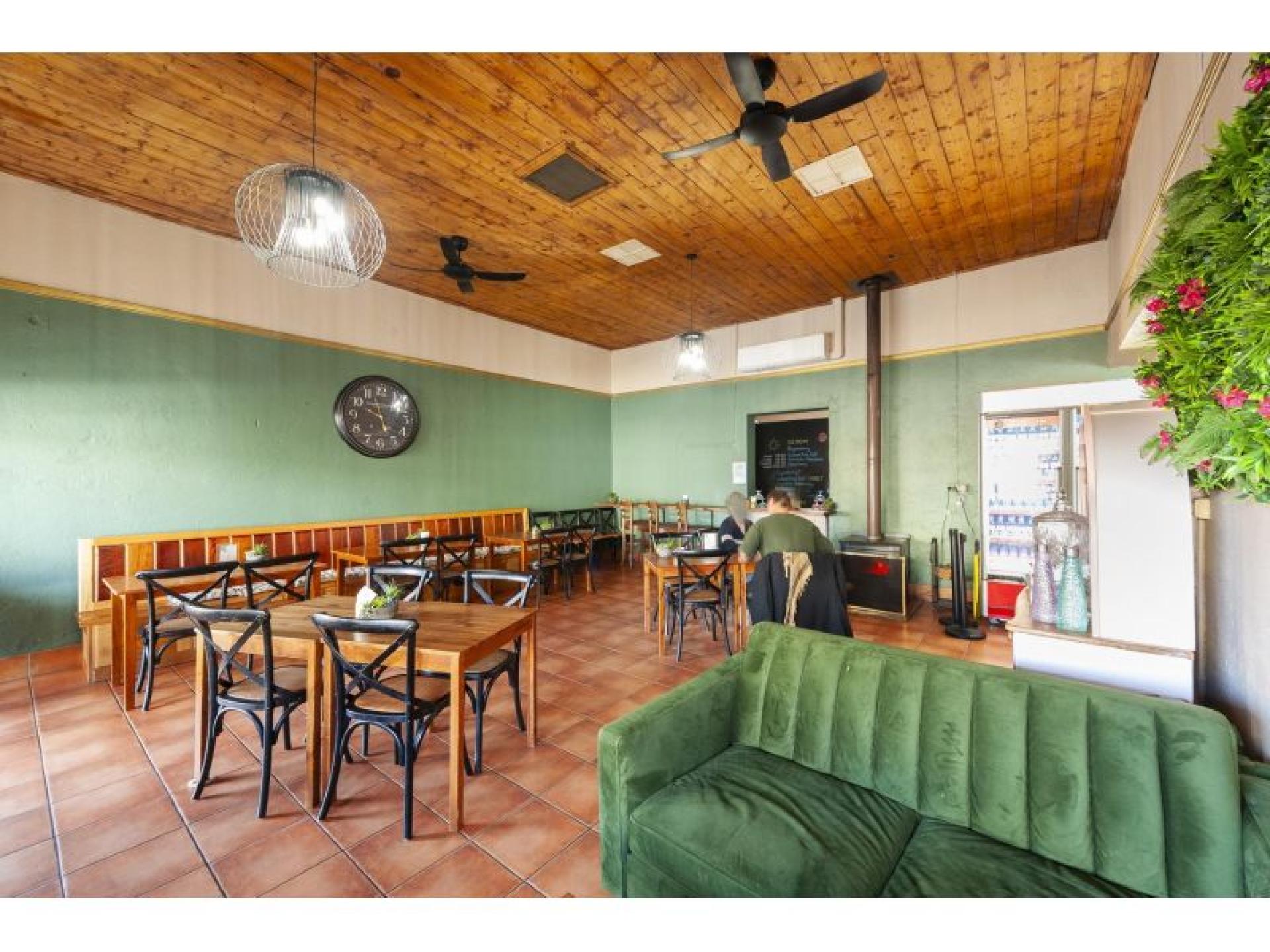Sold - Chiltern Bakery 670083 3