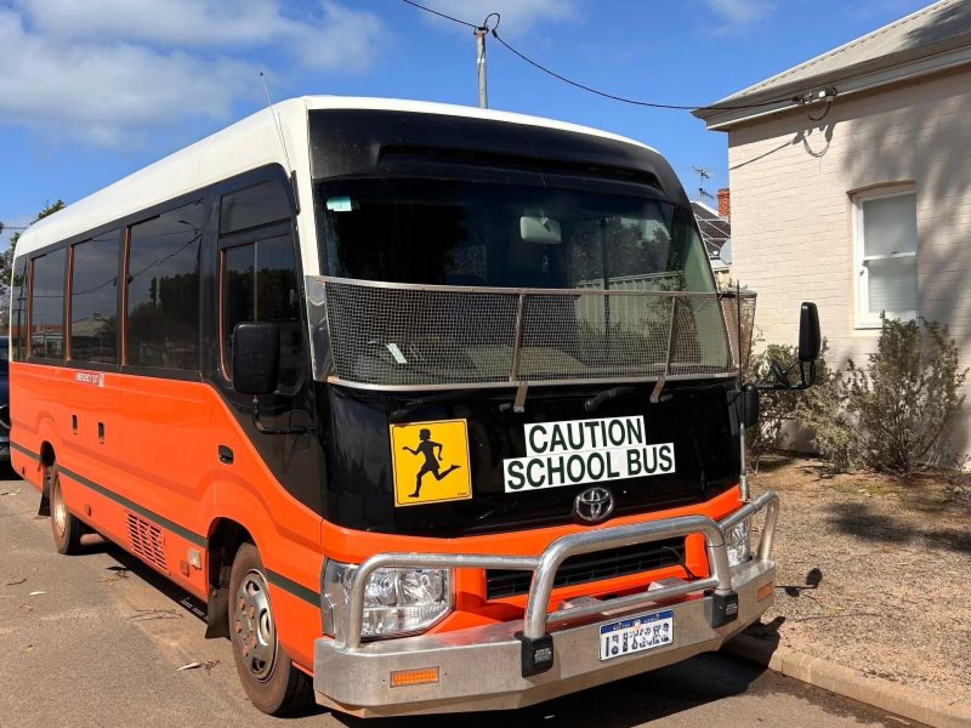 Under Offer - Profitable 670445 3