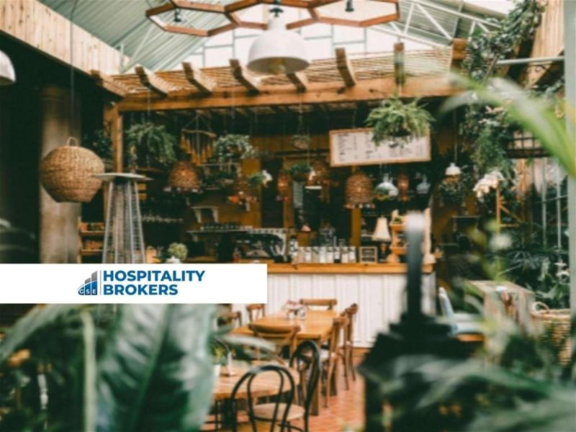 Fantastic Cafe! Beautifully Fitted 670584 1