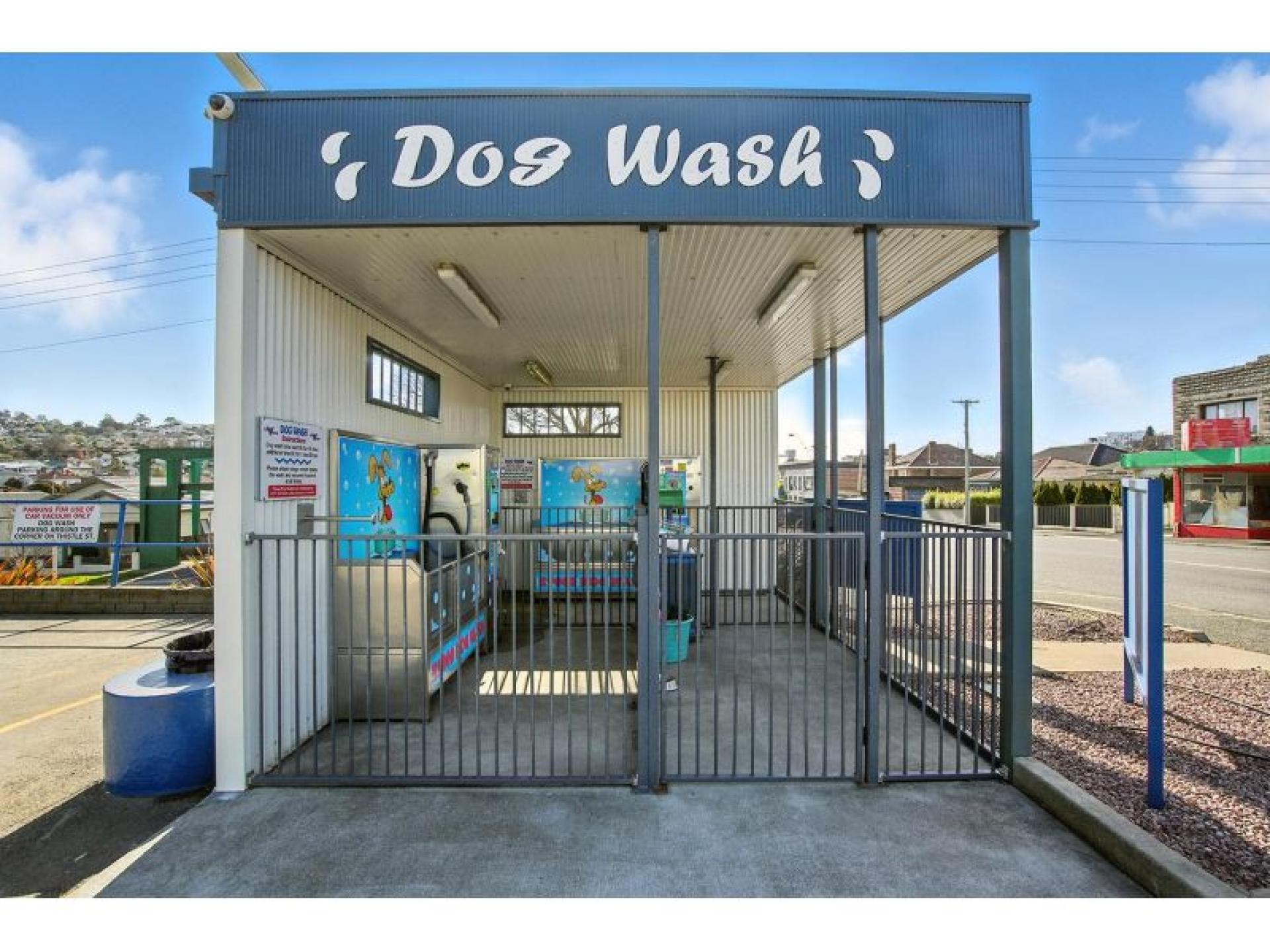 Located In The Heart 670671 3