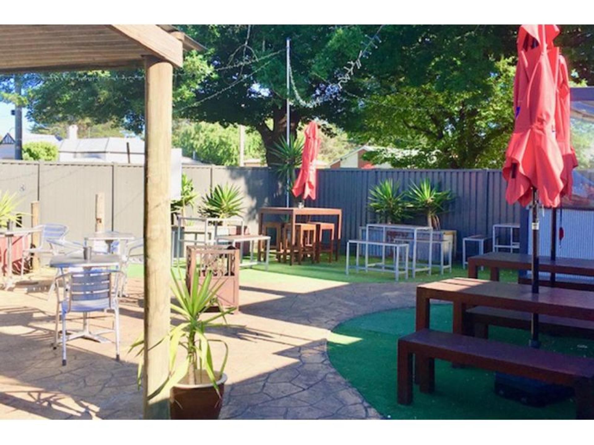 Meredith Hotel - Lease 671418 3