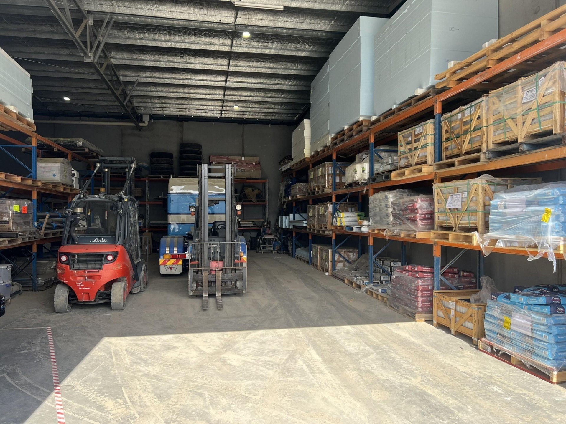 Long Established Bricks Tiles 671427 3