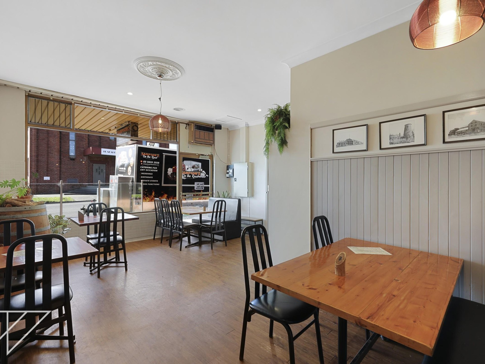 Restaurant And Catering Business 671610 1