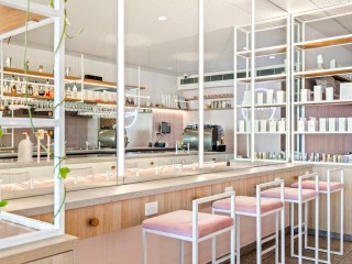 PRICE REDUCTION - Cocktail Bar - Hair Styling and Makeup Salon with a stunning fit out