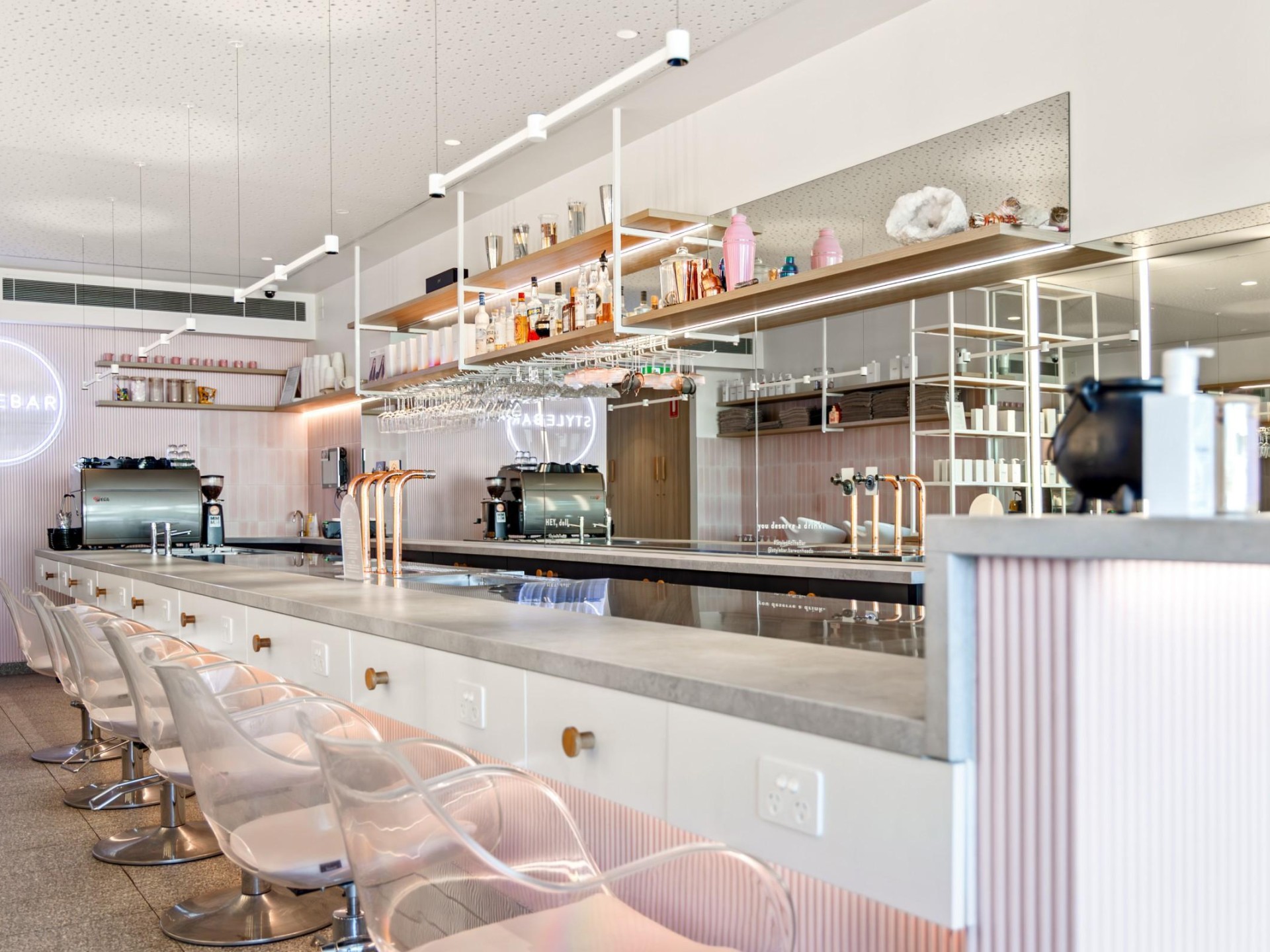 Price Reduction - Cocktail 671654 2