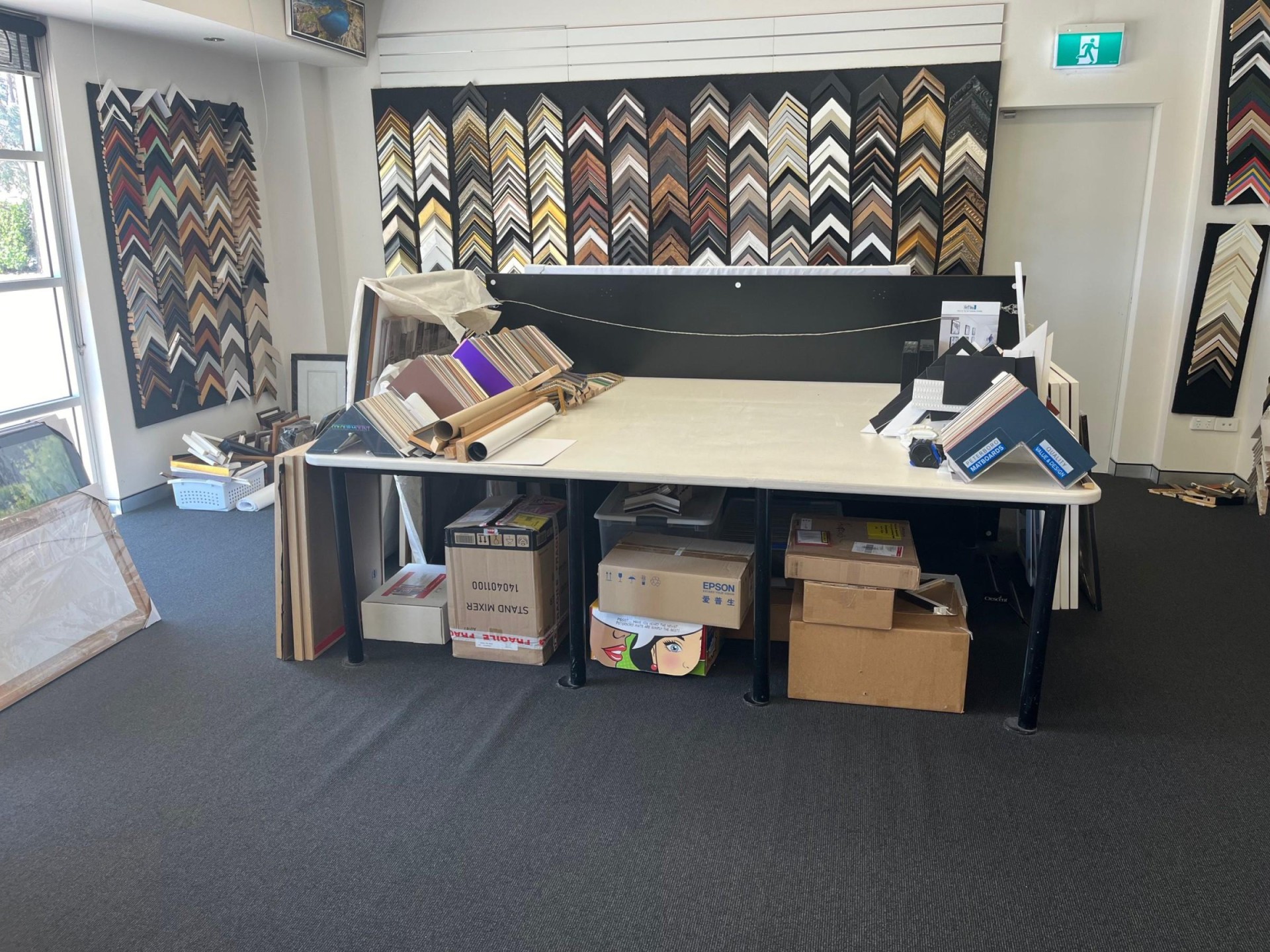 Custom Picture Framing And 671658 2