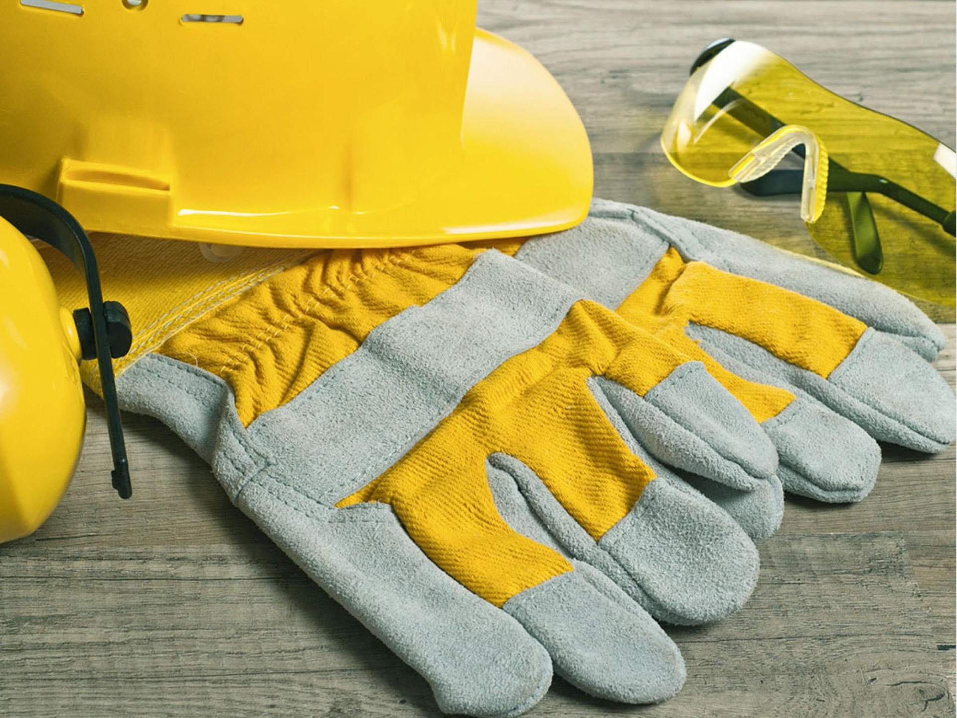 Workwear And Safety Supplies 671678 1