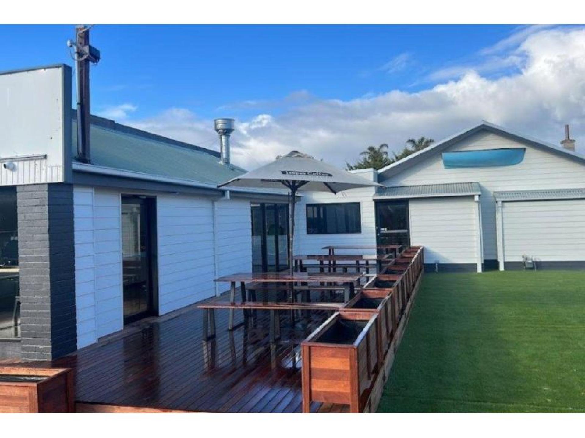 Whitecliffs General Store & 672121 3