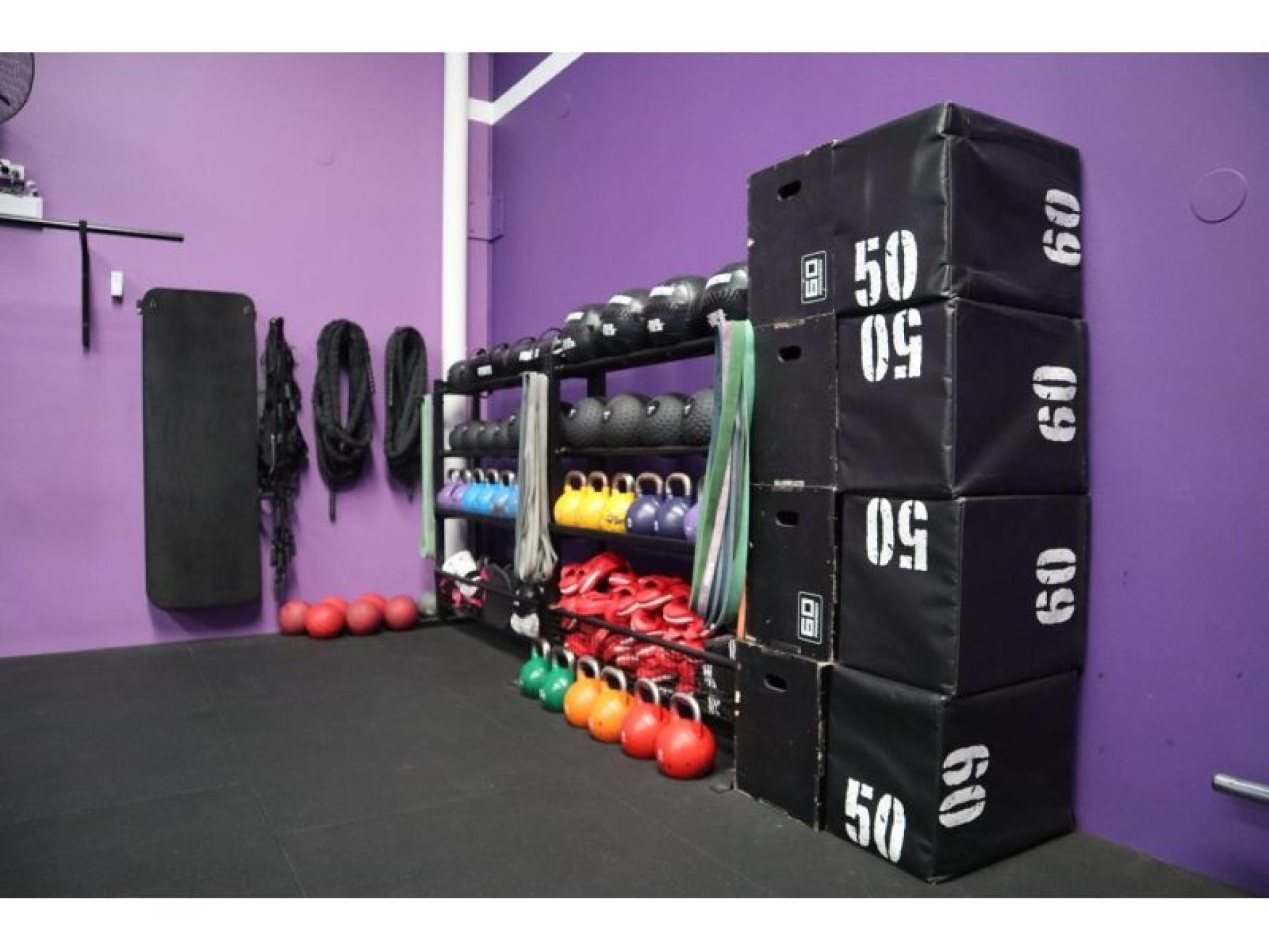 Boutique Female Gym – 672215 3