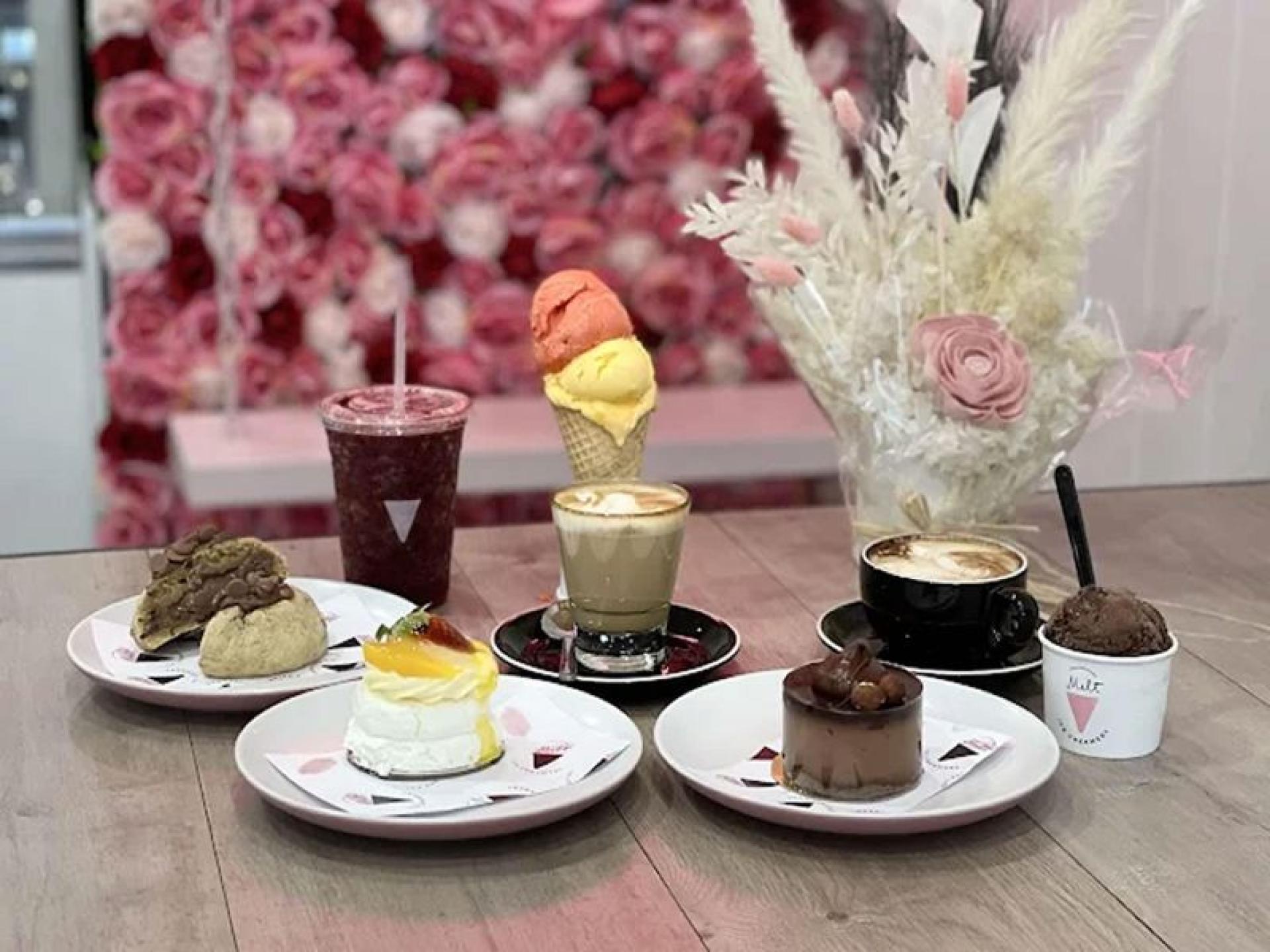 Well-established Dessert Shop In 672365 2