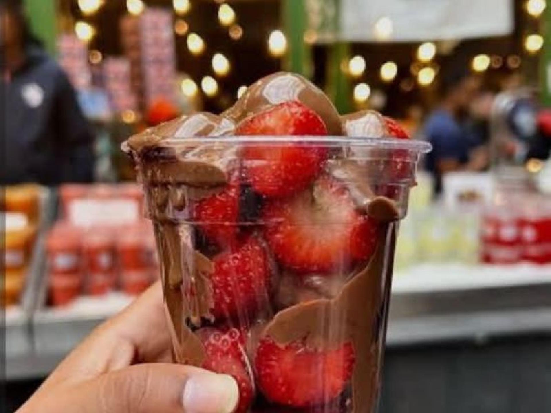 Well-established Dessert Shop In 672365 3