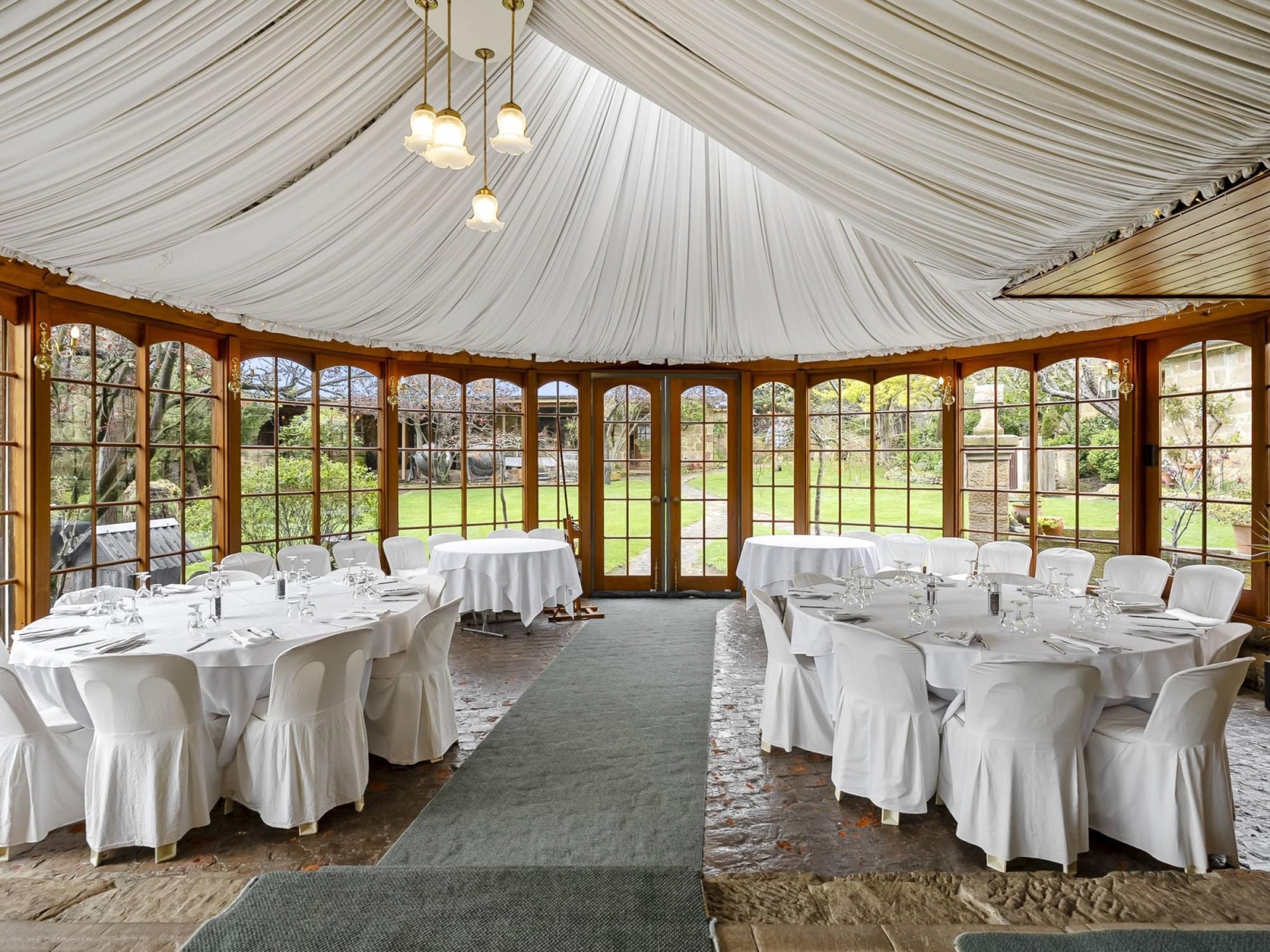 "stonefield Estate" An Exceptional 672414 3