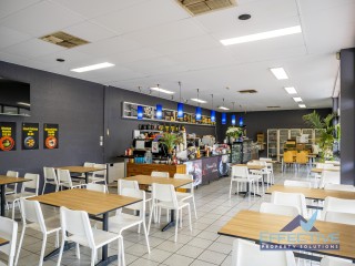 Cafe / Restaurant in Riverton