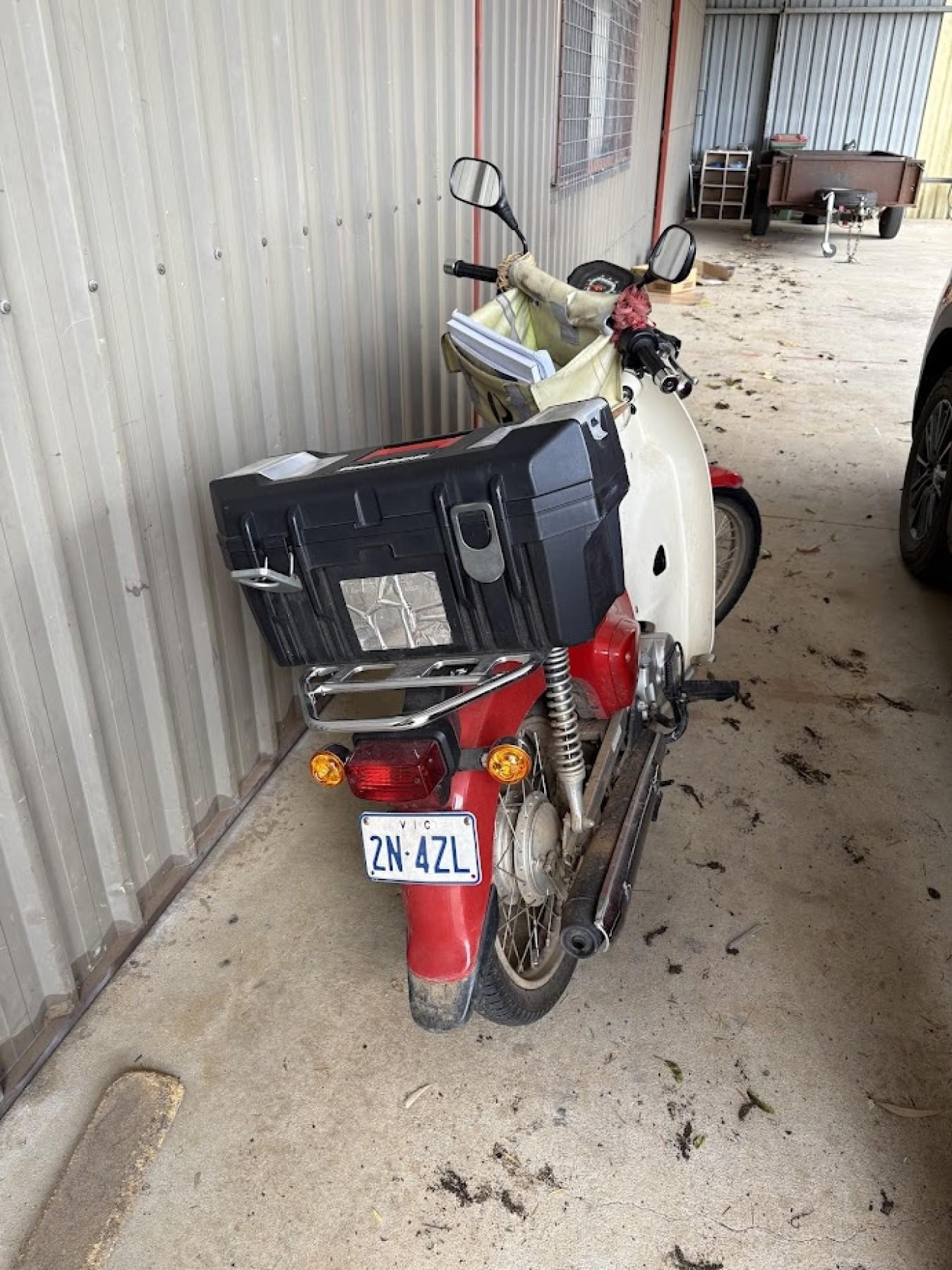 Licensed Po & Mail 672563 3