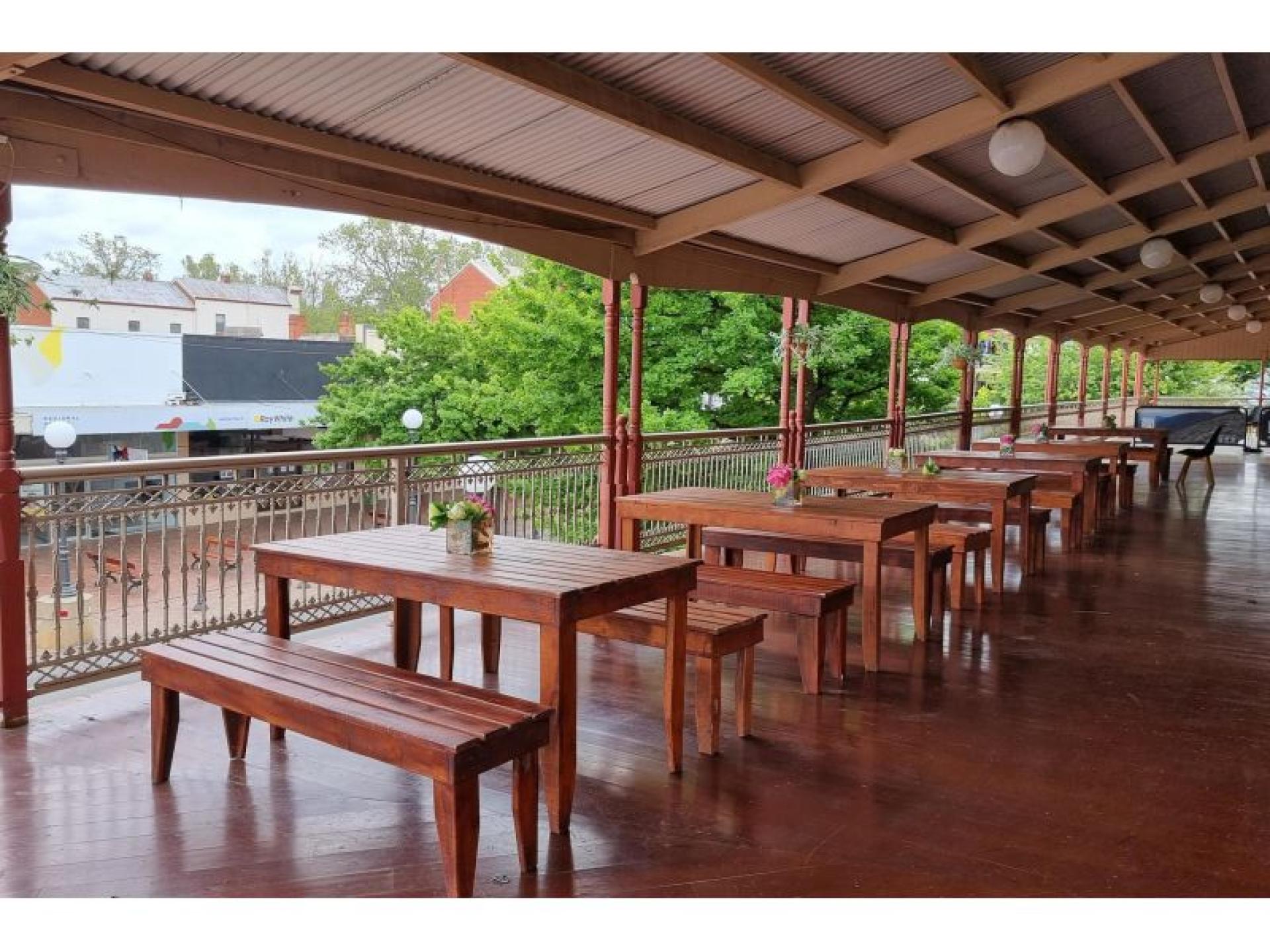 Under Offer - Royal 672682 2