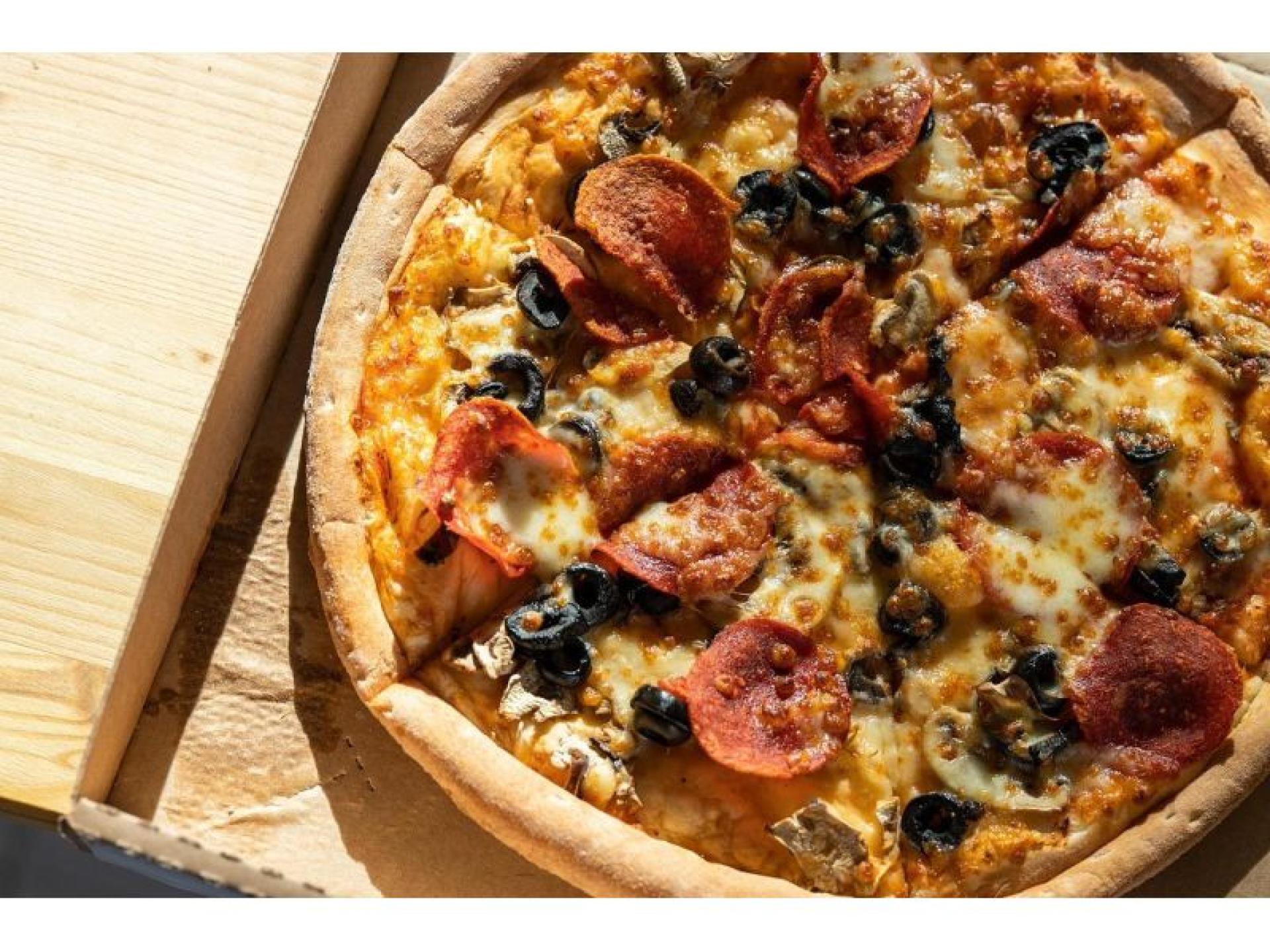 Established Kebab & Pizza 672801 3