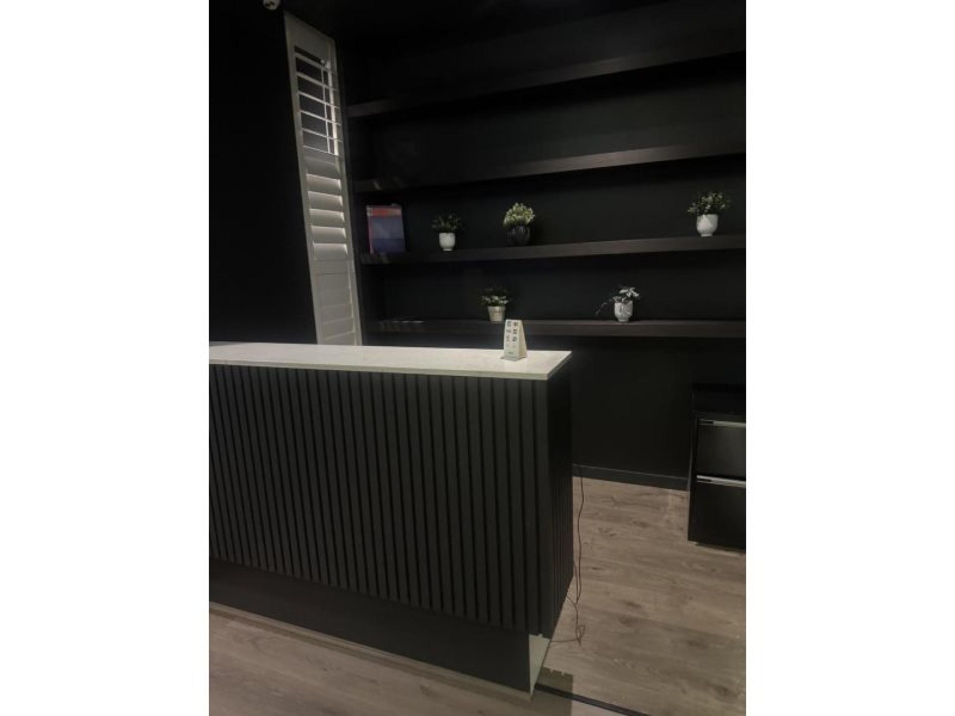 High Class Massage Parlour 672946 2