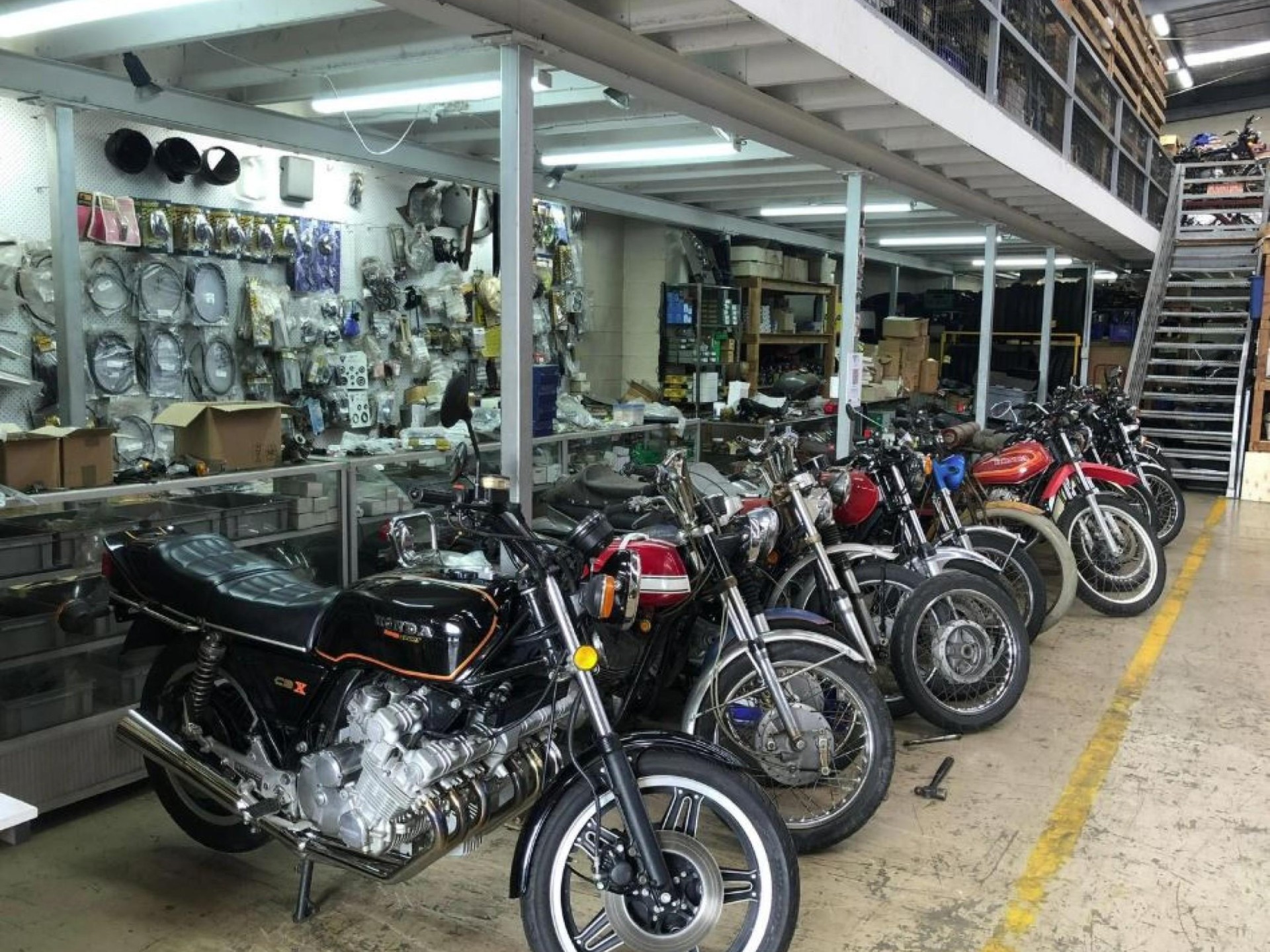 Established Motorcycle Sales & 673208 2