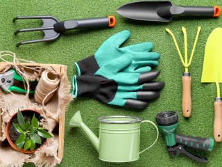 Online Gardening Supplies Business