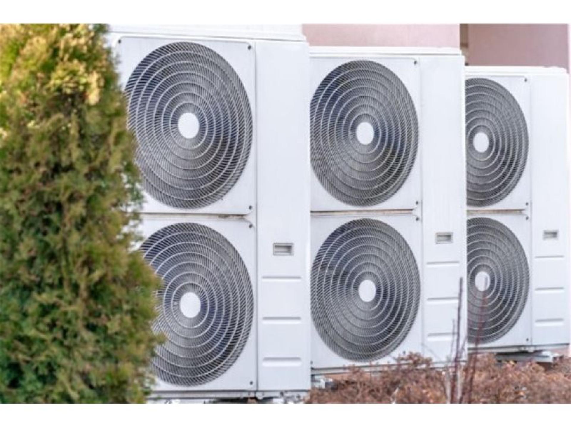 Sold Commercial Refrigeration & 673564 3