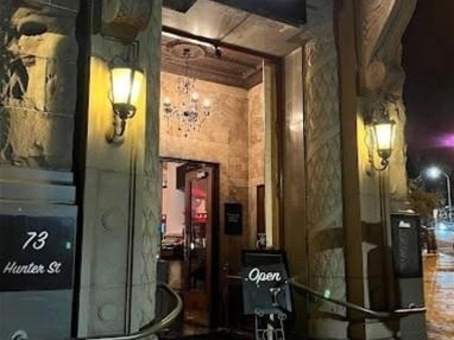 Upscale Cocktail Bar In 673602 1
