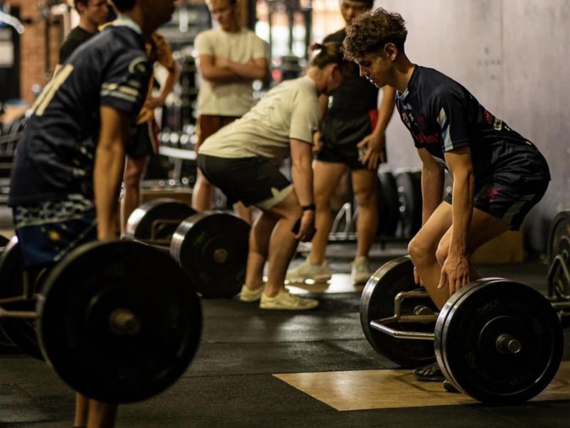 Fully Integrated Youth Athletic 673795 1