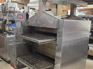 Profitable Pizza & Pasta Restaurant, Est. 20 Years, $16,000 / week in sales