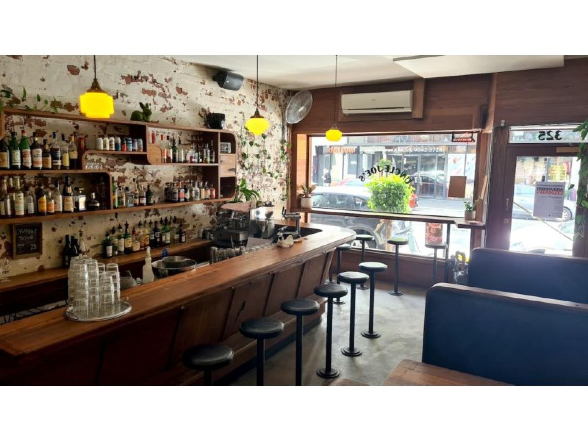 Uncle Joe's - A 674480 3
